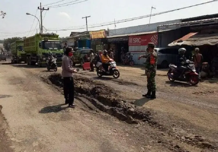DPRD Lebak Desak Pemkab Segera Perbaiki Jalan Arif Rahman