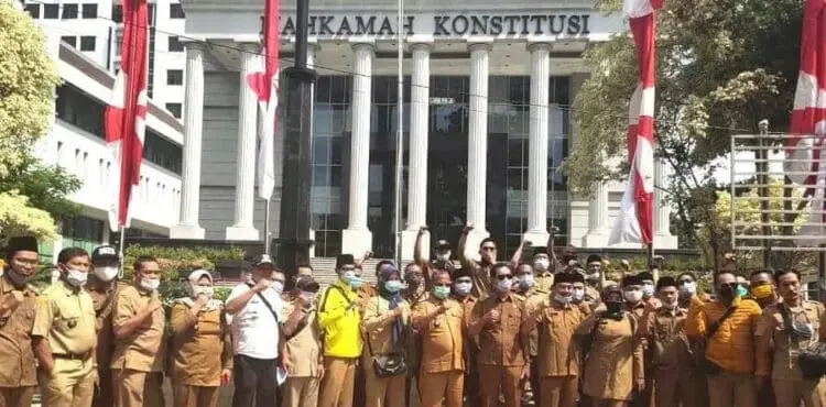 Demo di MK, Kades Kabupaten Serang Tolak Penghapusan Dana Desa
