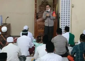 Jemaah Salat Jumat Diminta Tetap Terapkan Protokol Kesehatan