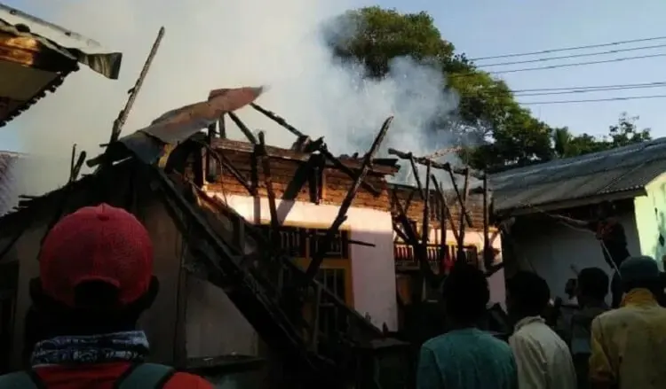 Rumah Terbakar, Kerugian Capai Ratusan Juta Rupiah