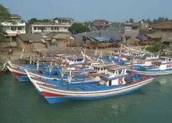 Cuaca Ekstrem, Ribuan Nelayan di Lebak Selatan Tak Melaut