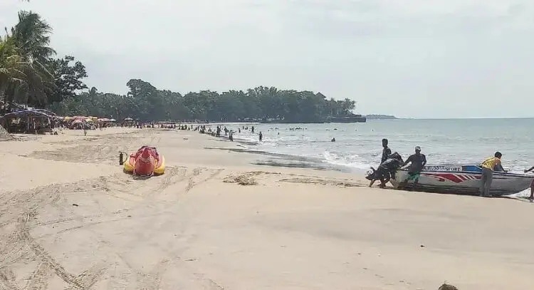 Tingkat Kunjungan Wisatawan di Anyer–Cinangka Mulai Ramai
