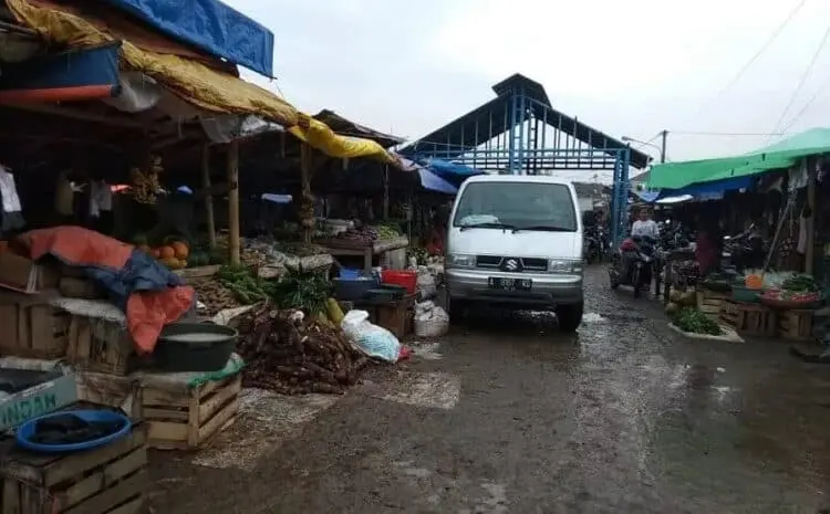 Pemkab Serang Bakal Tata Pasar Anyer