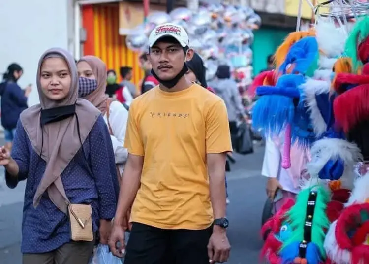 Aktifitas Kulineran di Pasar Lama Kota Tangerang