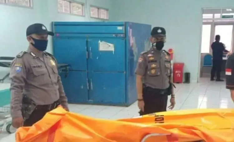 Mayat Bercucuran Darah Gegerkan Warga Pandeglang