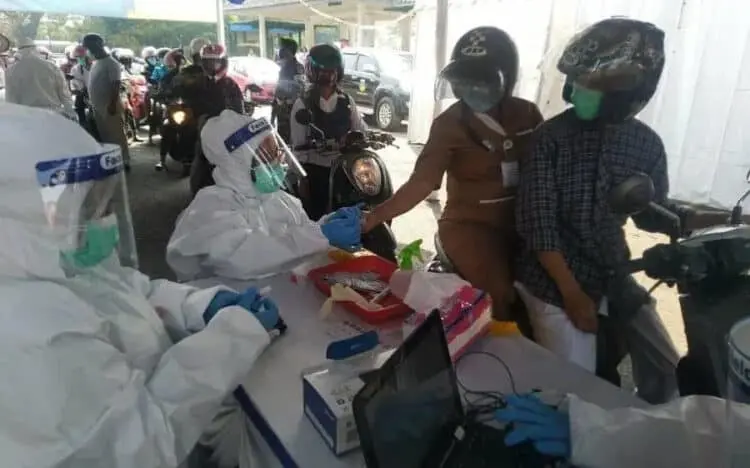 Ratusan Pengendara di Lebak Terjaring Rapid Test Drive Thru
