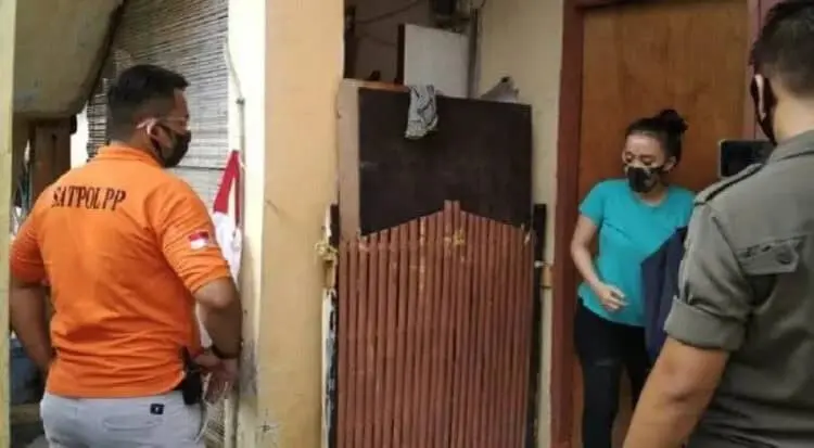 Lima Pasangan Bukan Suami Istri Kepergok Satpol PP