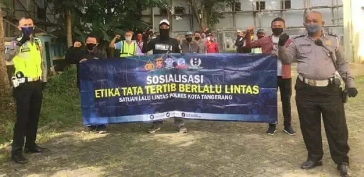 Satlantas Polresta Tangerang Edukasi Pengguna Jalan
