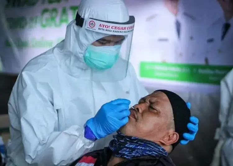 Ojek Online di Tangerang Ikuti Swab Test Gratis