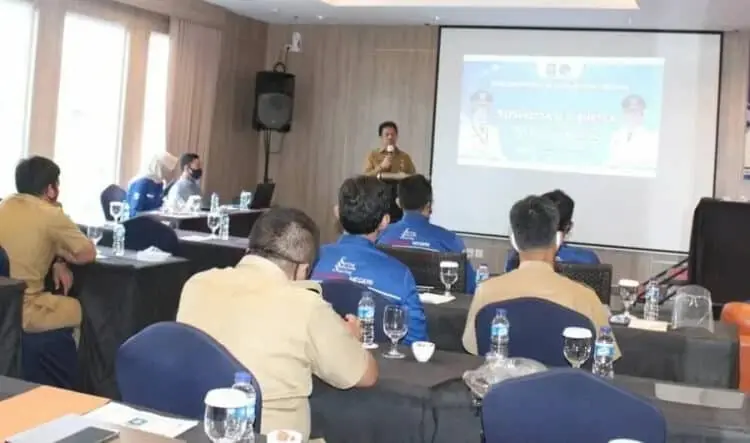 BIMTEK: Sosialisasi dan Bimbingan Teknis (Bimtek) Sistem Pemerintahan Berbasis Elektronik (SPBE) yang digelar Pemkab Serang, Rabu (26/8). (SIDIK/SATELIT NEWS)