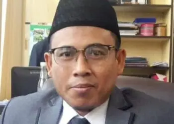 ADUAN SAAT RESES: Wakil Ketua DPRD Kabupaten Serang, Mansur Barmawi. (SIDIK/SATELIT NEWS)