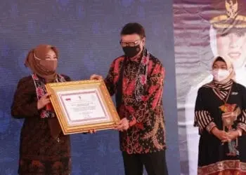Menteri Tjahjo dan Bupati Irna Resmikan MPP Pertama di Banten
