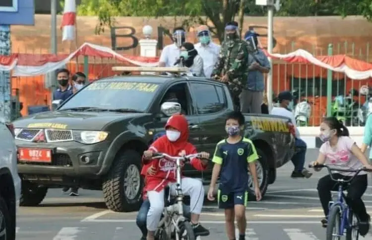 Bupati Iti Keliling Kota Sosialisasi Perbup Kebiasaan Baru