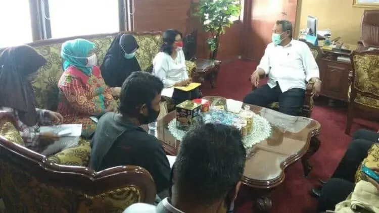 Warga dan Tenaga Kesehatan Pulau Tunda Ngadu ke Wabup Serang