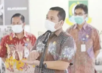PROTOKOL KESEHATAN: Walikota Tangerang Arief Wismansyah. (ISTIMEWA)