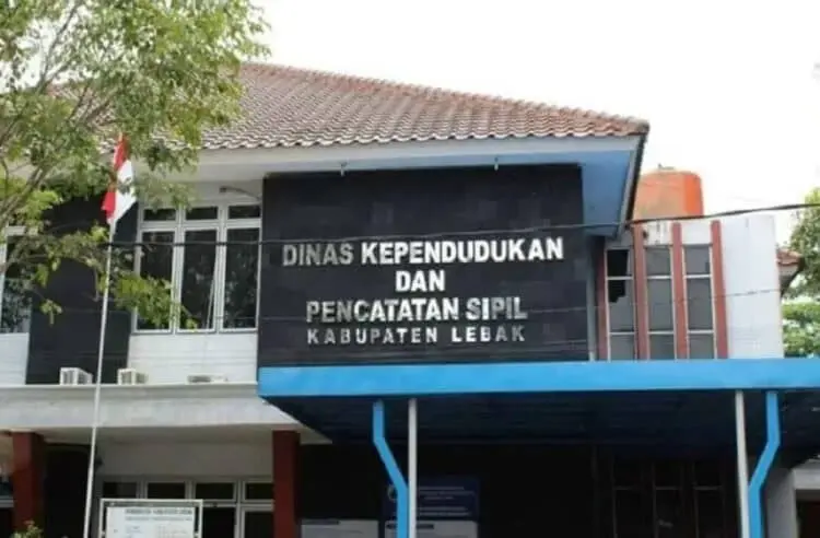 Pasca Sopir Kadis Kena Corona, Pelayanan Disdukcapil Lebak Hanya Lewat Daring