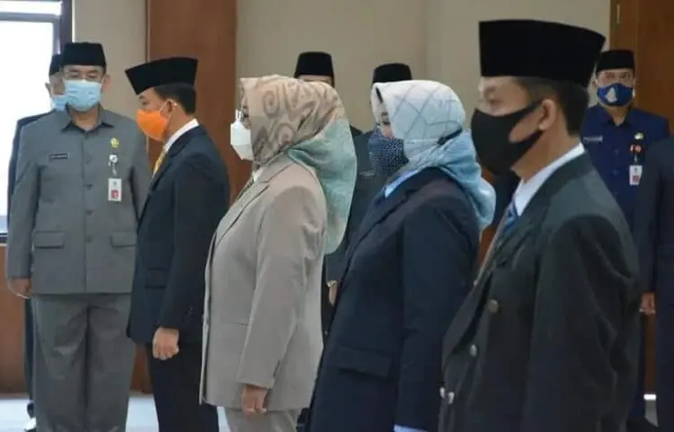 Lantik 4 Pejabat Eselon II, Bupati Zaki: Harus Amanah