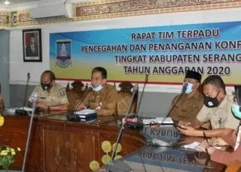 RAKOR: Pemkab Serang saat menggelar Rapat Koordinasi (Rakor) Tim Terpadu Pencegahan dan Penanganan Konflik Sosial tingkat Kabupaten Serang, di Aula KH. Syam’un, Selasa (8/9). (SIDIK/SATELIT NEWS)