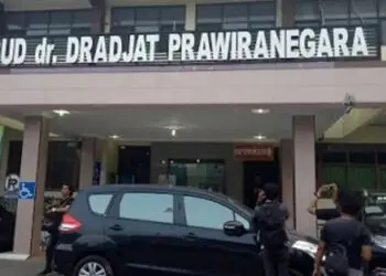 PENUH: RSDP Serang tampak depan. (ISTIMEWA)
