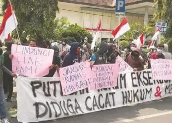 Tolak Eksekusi Lahan, Warga Kunciran Unjuk Rasa