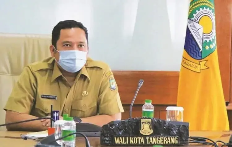 SOROTI KLASTER: Walikota Tangerang Arief Wismansyah menyoroti klaster Covid-19. (ISTIMEWA)