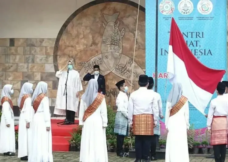 Walikota Airin Jadi Pembina Apel Hari Santri
