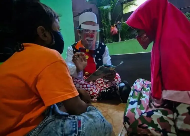 Kreatifitas Dorong Anak-anak Gemar Membaca