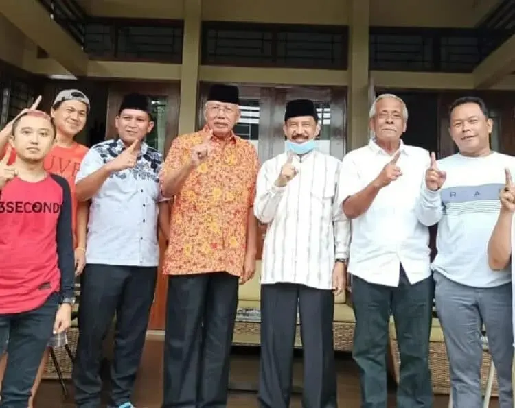 Mantan Mensos Bachtiar Chamsyah Dukung Muhamad-Saras