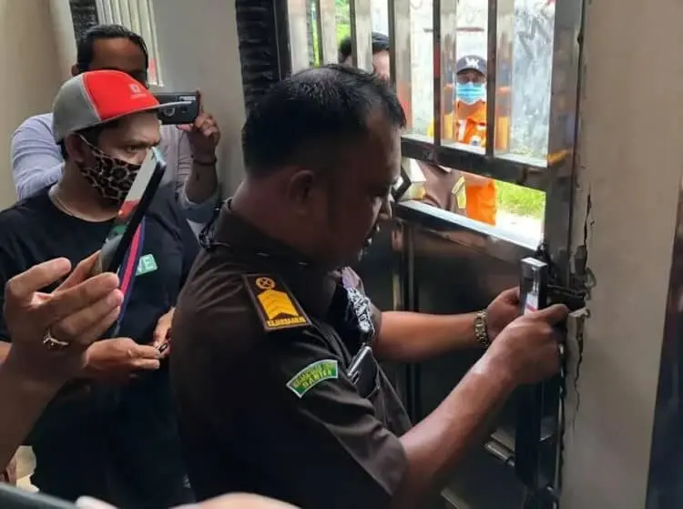 Kejari Kabupaten Tangerang Sita Aset Eks Koperasi Langit Biru