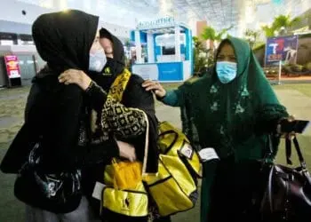 Umrah Dibuka, Ratusan Jamaah Berangkat Melalui Bandara Soetta