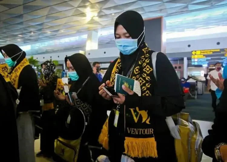 Suasana Keberangkatan Umrah Perdana di Bandara Soetta