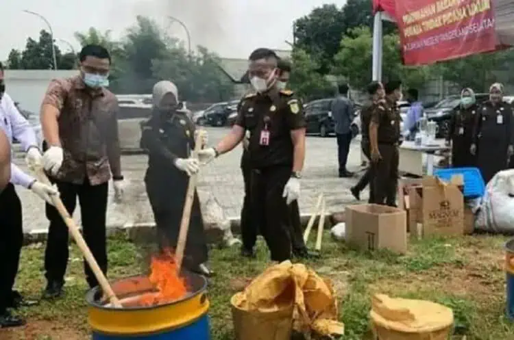 Proses Pengadaan Barang dan Jasa Lamban