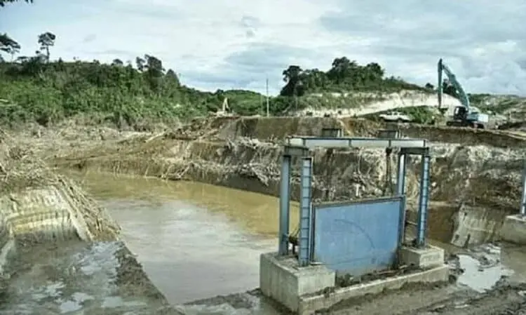 Sutet dan Makam Belum Tuntas Dibebaskan