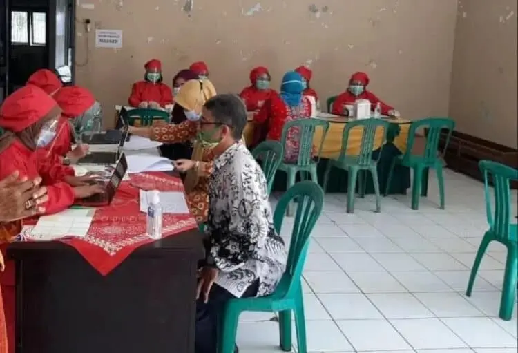 Seluruh Badan Ad Hoc Di-rapid Test, KPU Siapkan Bilik Suara Khusus