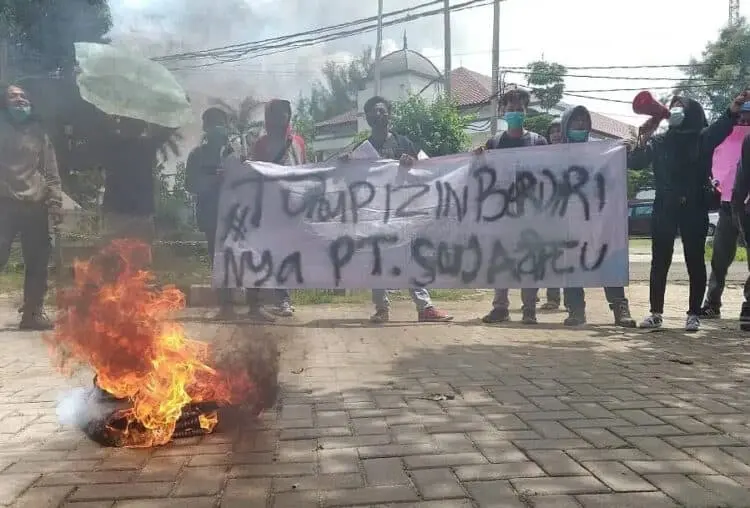 Kesal, Kantor DPMPTSP Dilempari Telor