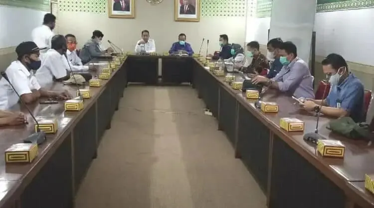 Masyarakat Pulau Tunda Bakal Dapat Hibah Genset
