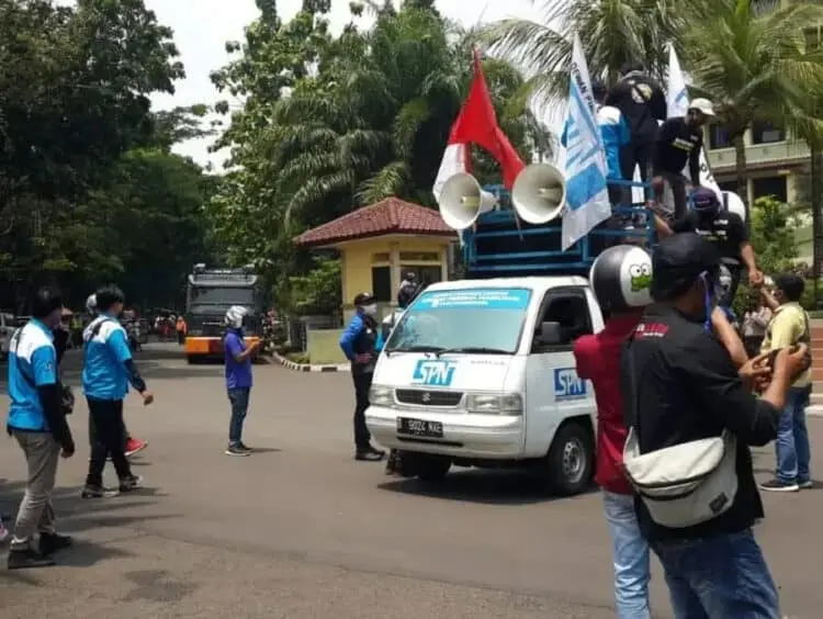 Serikat Buruh se-Banten Ancam Tuntut Pemerintah