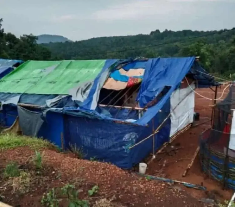 22 Huntara Rusak Disapu Angin