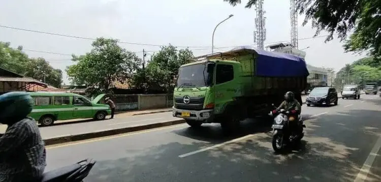 Truk di Bawah 8,5 Ton Boleh Melintas