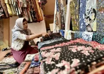 Permintaan Tinggi, Perajin Batik Lebak Sumringah