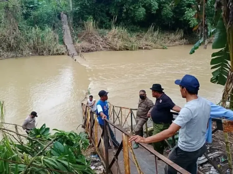 Perbaikan Jembatan Gantung Diusulkan ke Pusat