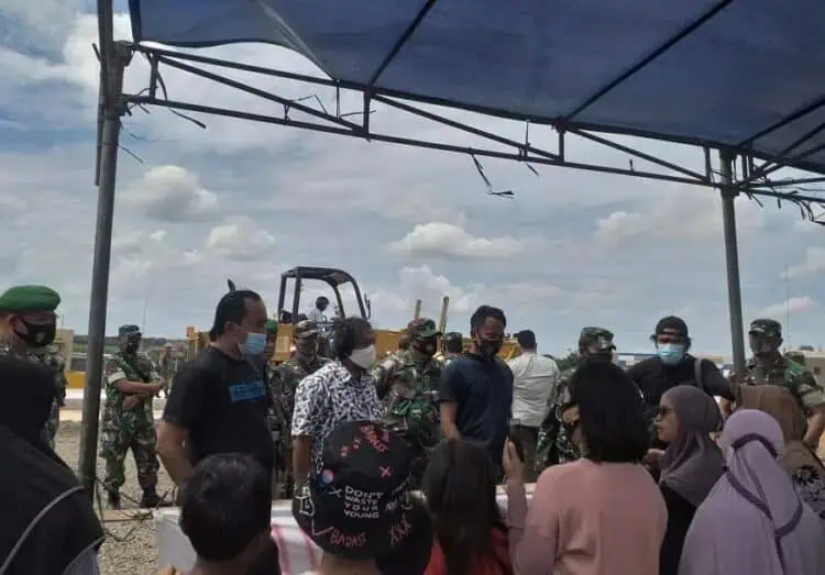 Belum Ada Perbaikan, Warga Tagih Rehab Jalan Raya Prancis
