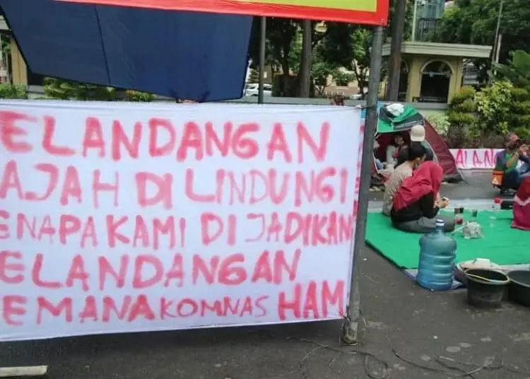 Warga Benda Terdampak JORR Dua, Membuat Posko Saat Aksi Unjuk Rasa