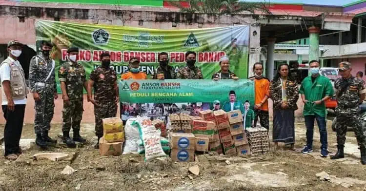 Ansor Banser Tangsel Salurkan Bantuan ke Lebak