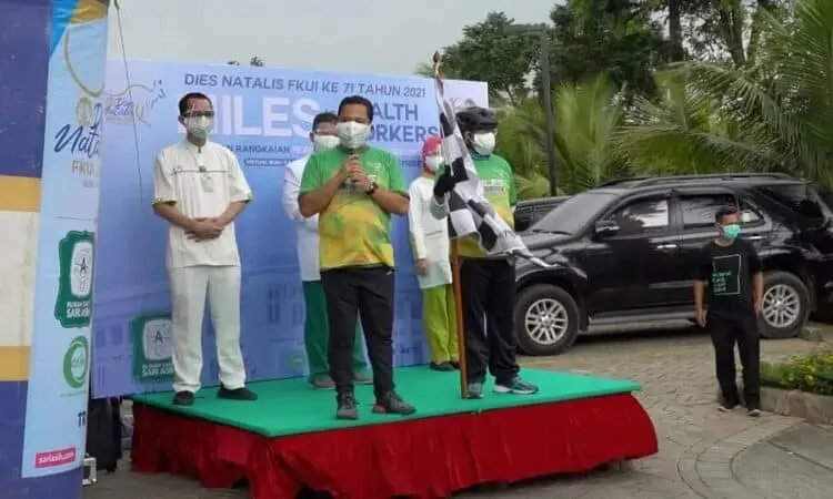 Walikota Lepas Virtual Bike 25 Km dari RS Sari Asih Cipondoh
