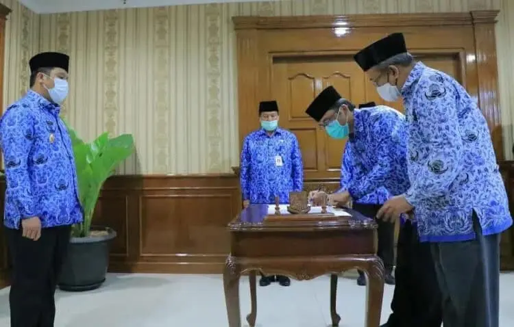 Kepala Bappeda Jabat Komisaris PT TNG