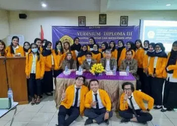 Mahasiswa ASM Lepisi Ikuti Yudisium