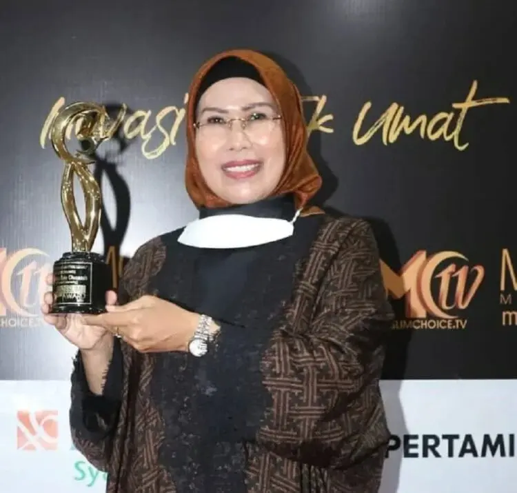 Bupati Serang Raih Moeslim Choice Award 2020