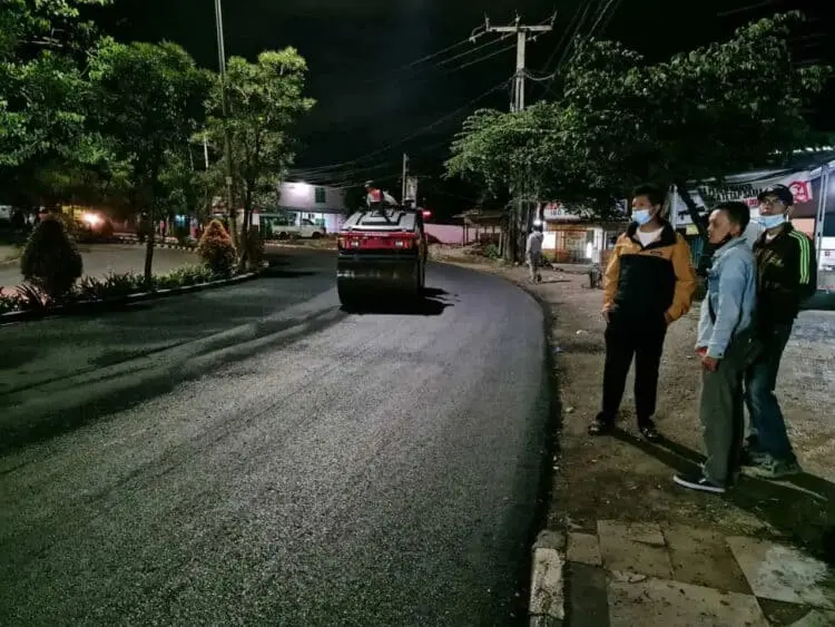 DPU Tangsel Pastikan Kontraktor Perbaiki Kerusakan Jalan Ciater