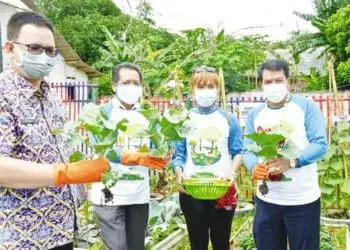 Sekda Kabupaten Tangerang Resmikan Kampung Mantap Betul